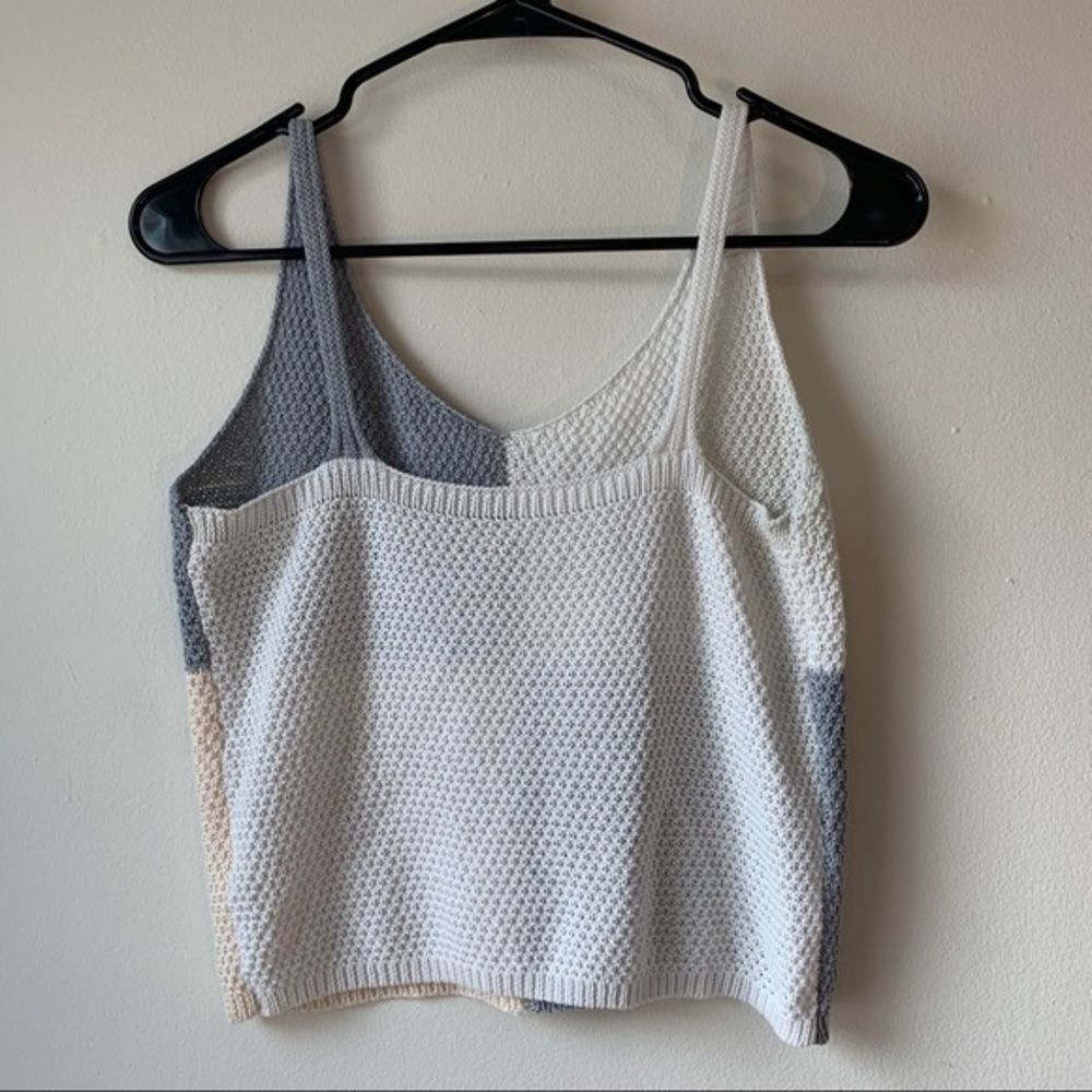 Color Block Knit Tank - Picture 7 of 7